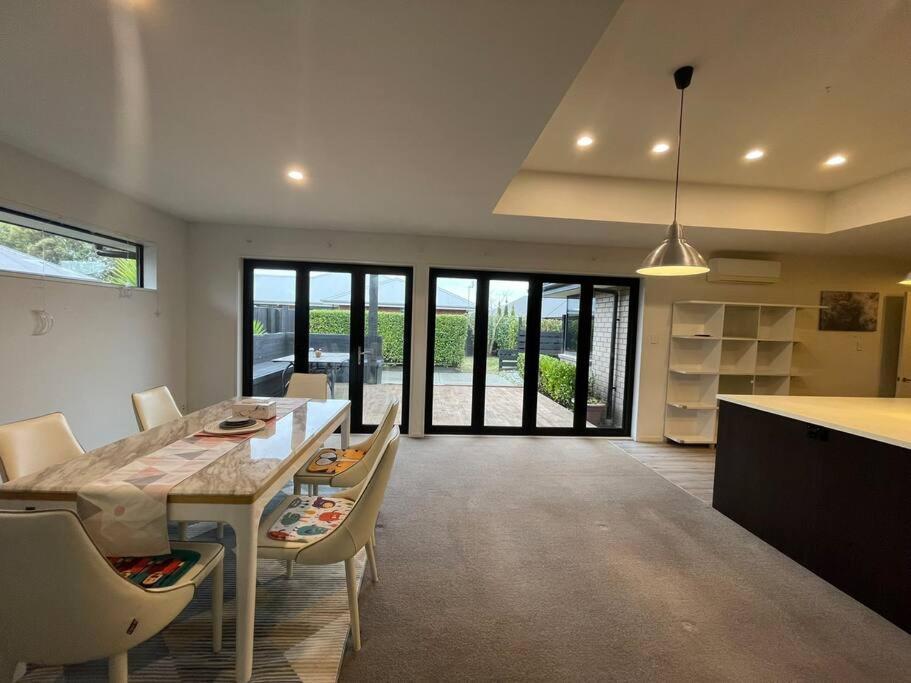 כרייסטצ'רץ' Spacious 4 Bed Family Home מראה חיצוני תמונה